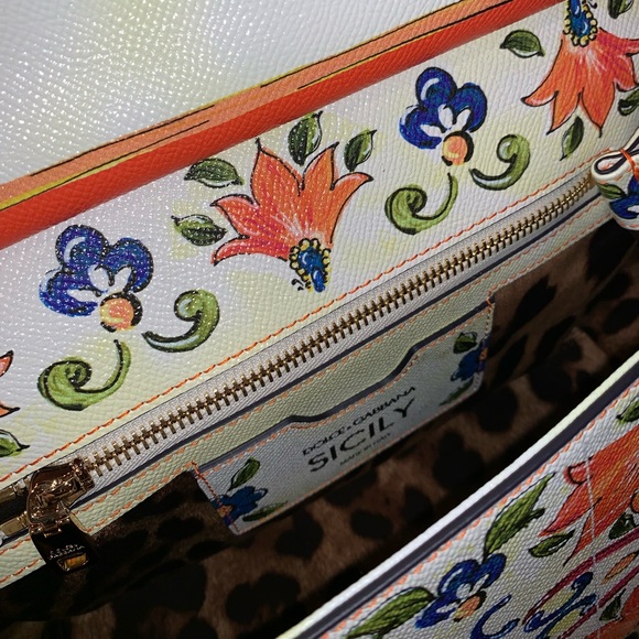 NEW DOLCE & GABBANA Majolica Leo Miss Sicily - Picture 8 of 9